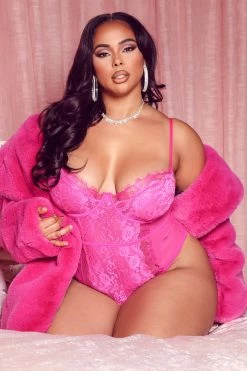 Flash Sale ⭐ Fashion Nova Somebody To Love II Lace Teddy - Magenta 🎉 10 Fashion Nova Somebody To Love II Lace Teddy - Magenta