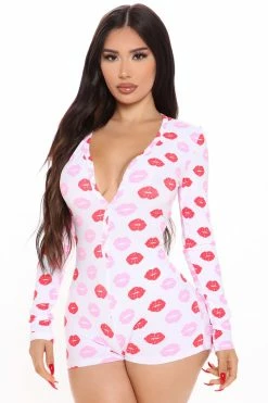 Fashion Nova Kiss Kiss PJ Romper Onesie - White/combo