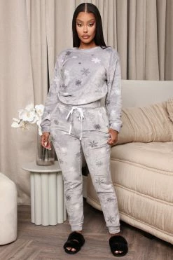 Fashion Nova Pajama Sets Comfy Mood PJ Plush Jogger Set - Grey/combo
