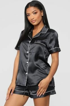 Fashion Nova Staying In PJ Set - Black Pajama Sets