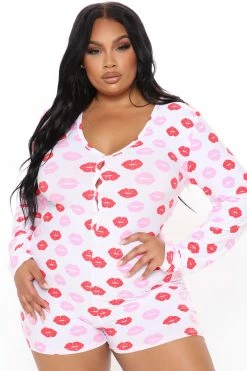 Fashion Nova Kiss Kiss PJ Romper Onesie - White/combo