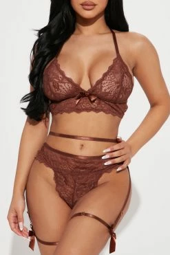 Fashion Nova Pretty In Lace 2 Piece Set - Brown