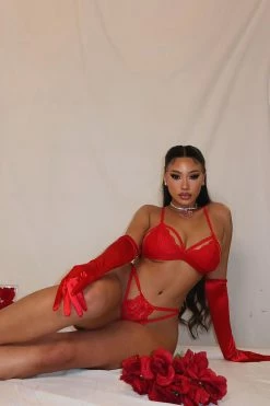 Fashion Nova Body Language 3 Piece Garter Set - Red