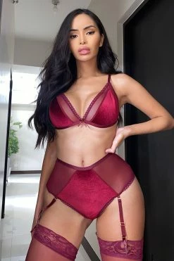 Fashion Nova Sexy Sleepwear Deep In Your Eyes Velvet 2 Piece Set - Burgundy