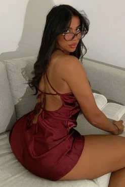 Fashion Nova Feeling A Little Shy Satin Robe Set - Wine
